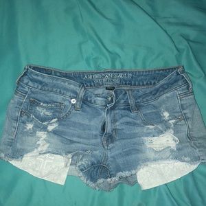 light wash american eagle shorts